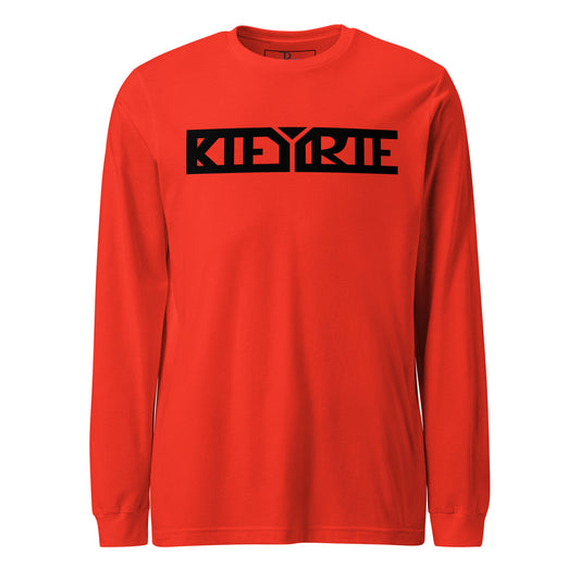 Model KTEYRTE Exclusive Long Sleeve Tee